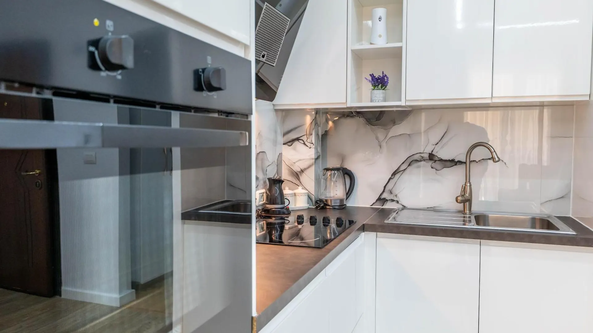 Emiljano Apartment Sarande